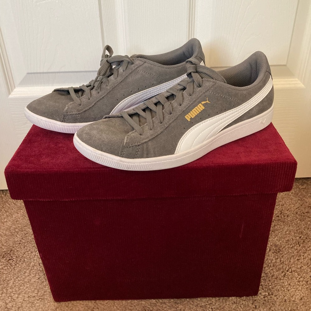 Puma Women's Gray and White Suede Sneakers